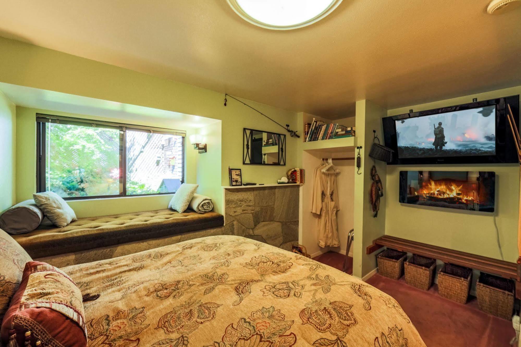 Hillside House Bed And Breakfast Friday Harbor Bagian luar foto