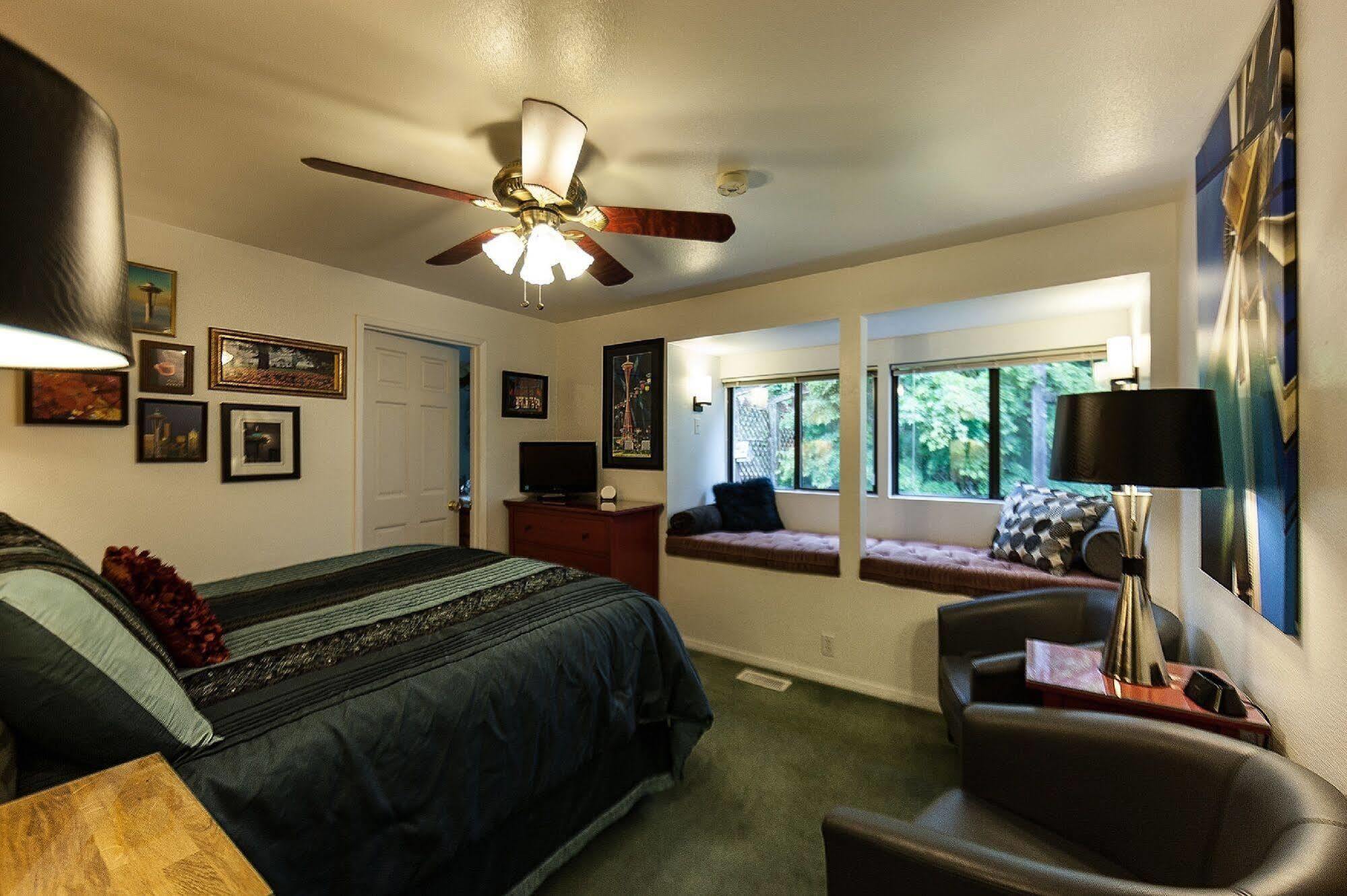 Hillside House Bed And Breakfast Friday Harbor Bagian luar foto