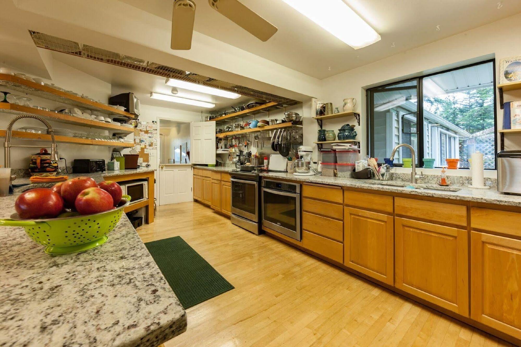 Hillside House Bed And Breakfast Friday Harbor Bagian luar foto